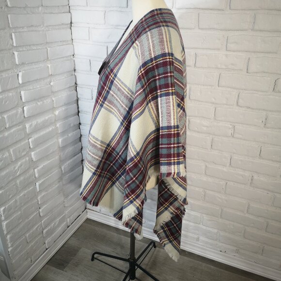 Roots Ladies One Size Fits Most Multi Colored Cape with Toggle Button Closure - Picture 4 of 6